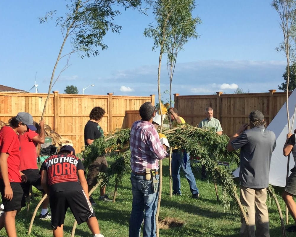Men building the sweat lodge at Kettle & Stony Point Health Services